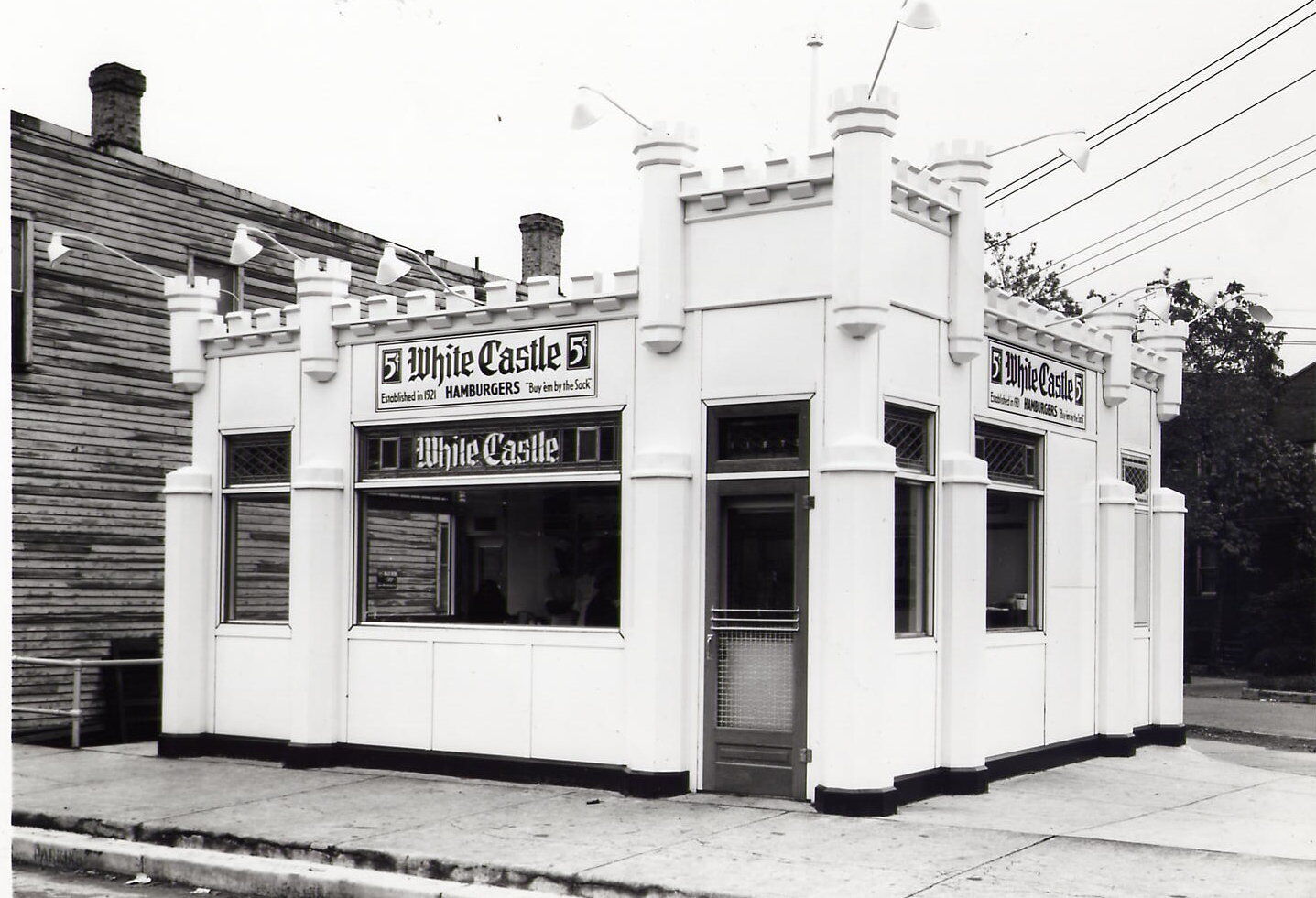 The 88-year-old White Castle in Whiting, one of the first in the Chicago area, will be replaced by a new restaurant.